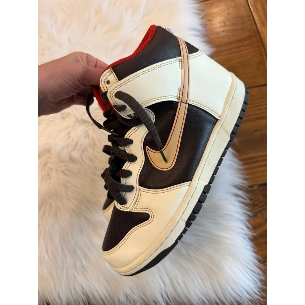 Nike Dunk High Baroque Brown size 7Y